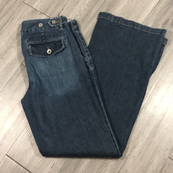 Banana Republic DarkWash Flare Flap Pocket Jeans    size 8 - Picture 1 of 8